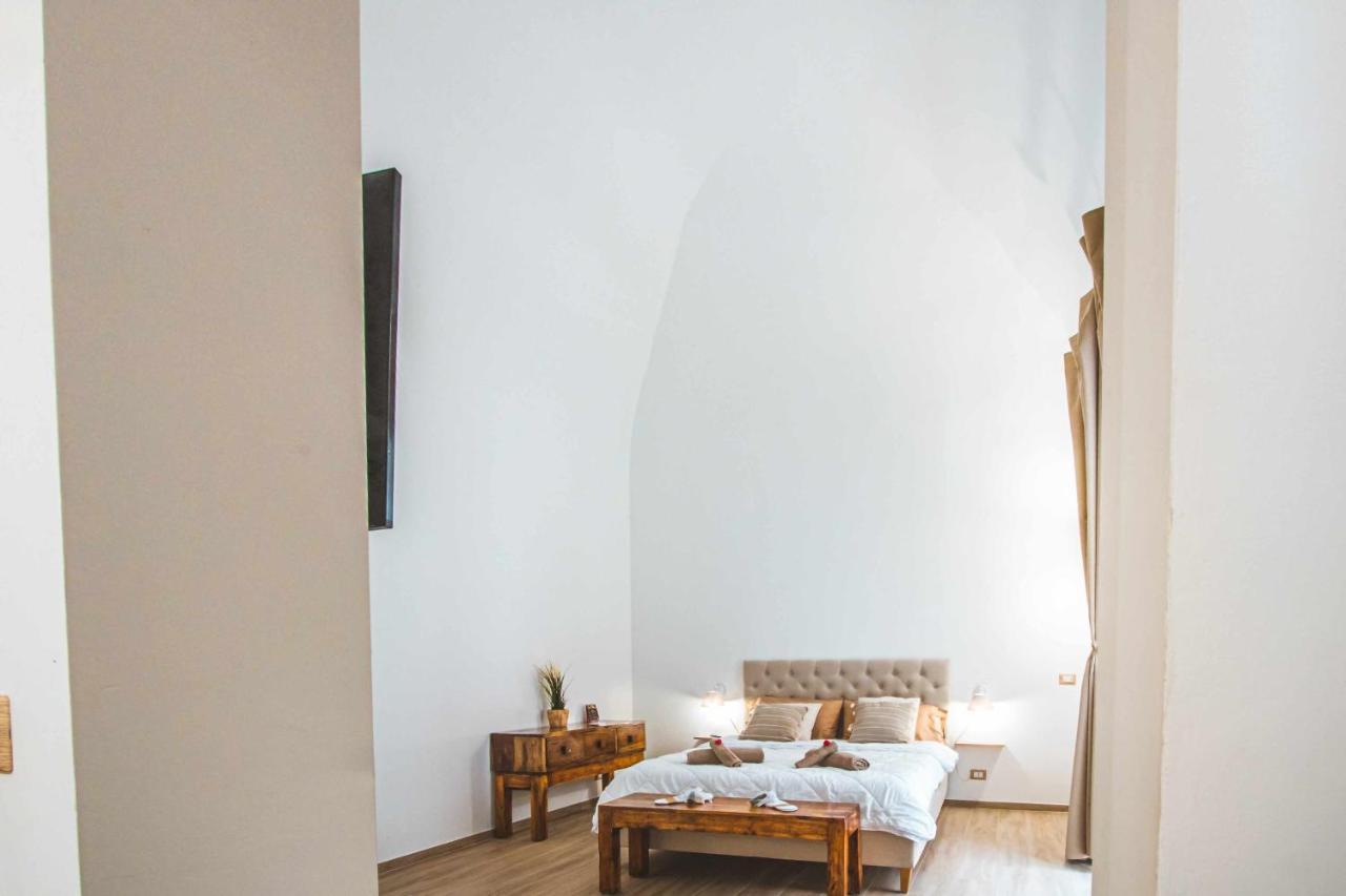 Cas358 Luxury Suite Бари Экстерьер фото